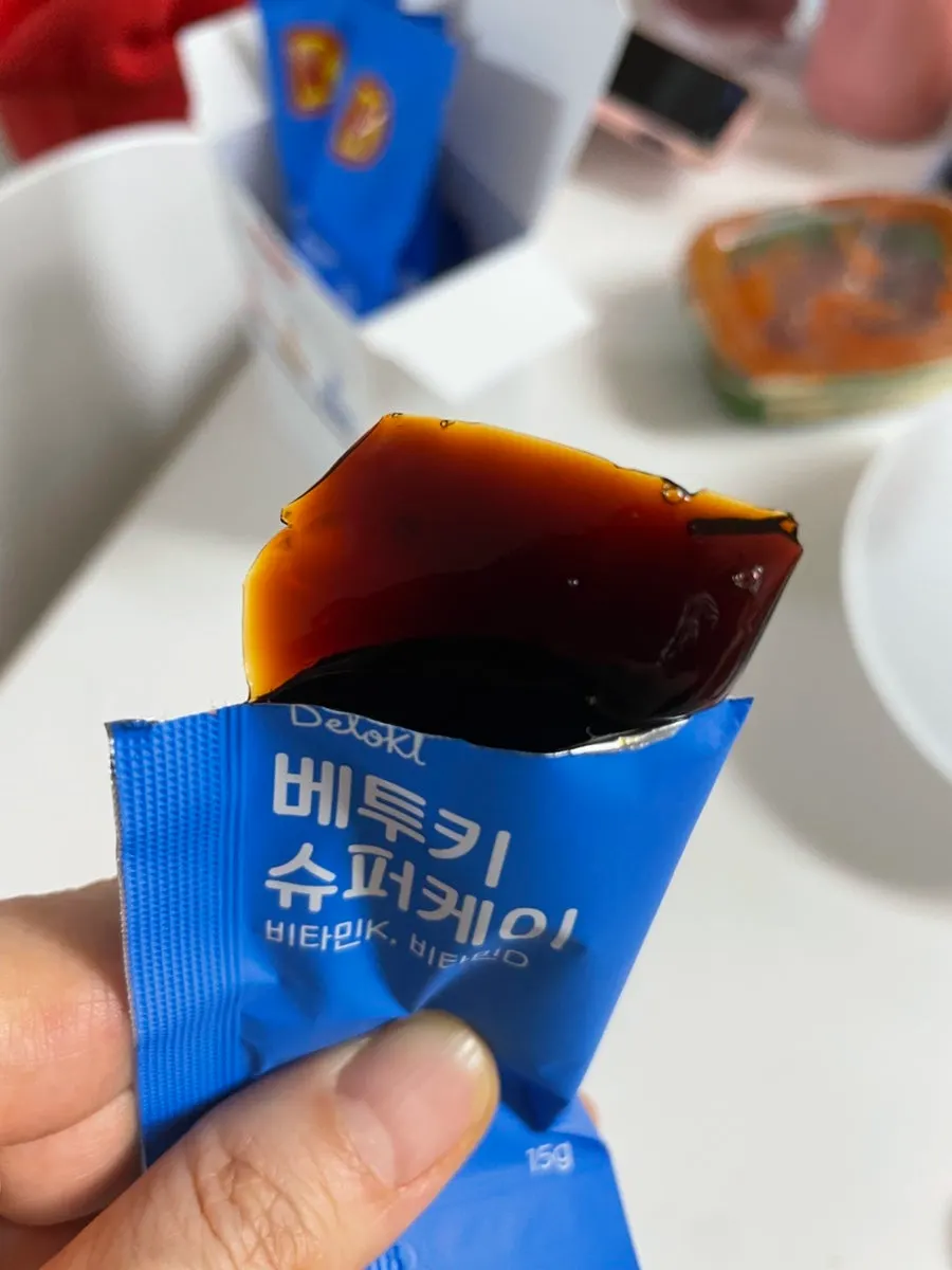 상자 안에 담긴 포켓젤리