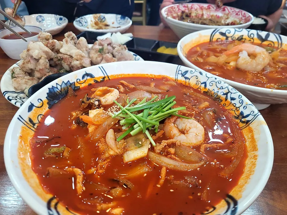 Smoky jjamppong broth with seafood
