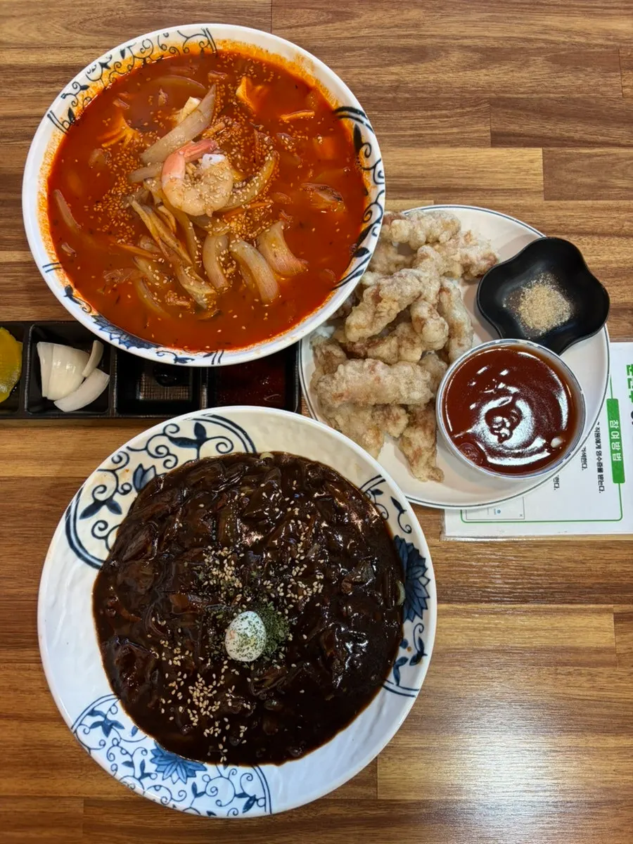 Basic sauces for making a soy-based dipping sauce