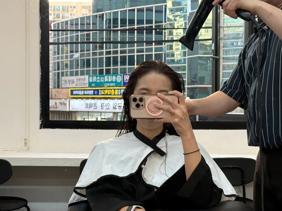 Calm brown hair after blow-drying
