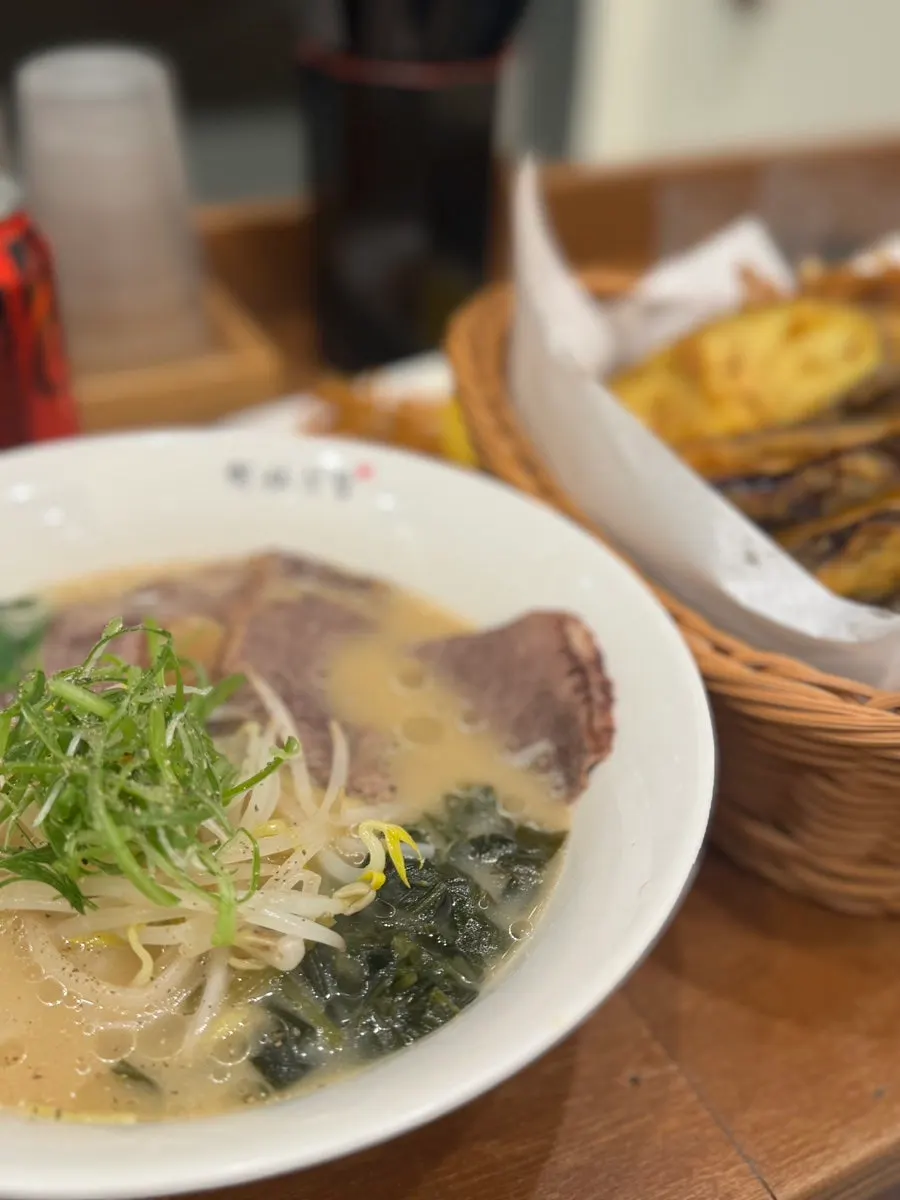 반으로 자른 가지만두 단면