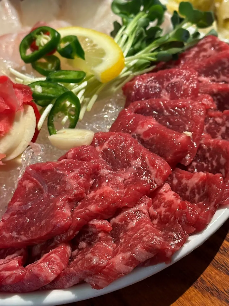 Thickly sliced yuksashimi