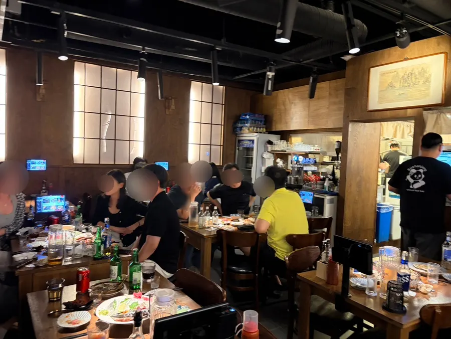 Full table spread at Susanjang Dongtan Branch