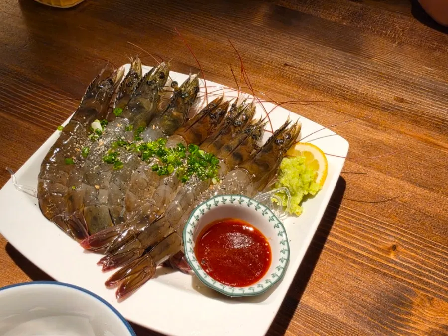 수산장 동탄점 생새우회 한 접시