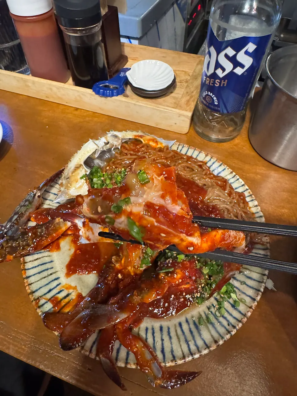 활꽃게 무침 메밀면 한 상