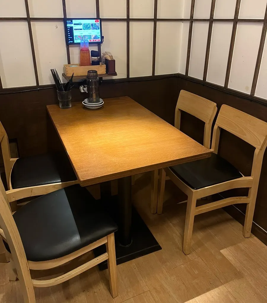 수산장 고잔점 활새우 수조 근접