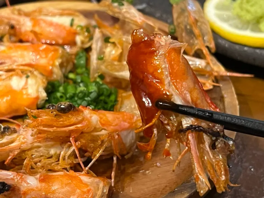 Crispy fried shrimp heads