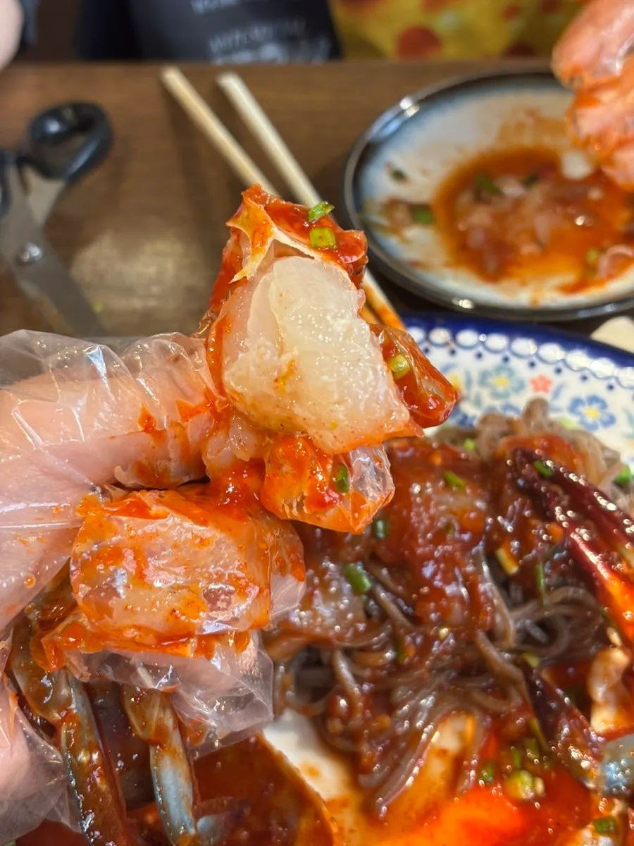 꽃게무침 양념에 비빈 메밀면