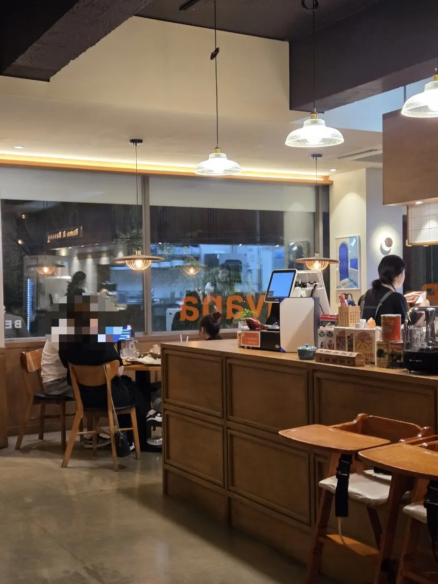 라마앤바바나 내부 공간