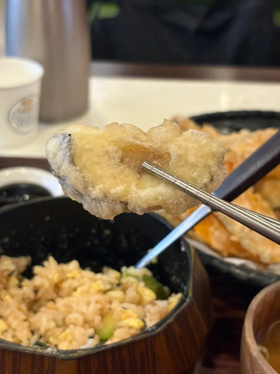 명란 아보카도 덮밥 한 숟가락