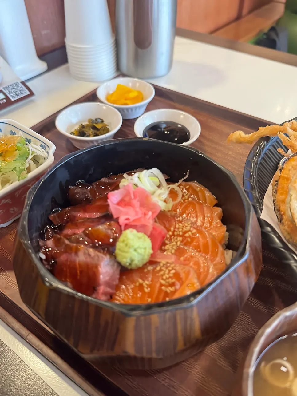 Rice bowl set topped with steak and raw salmon