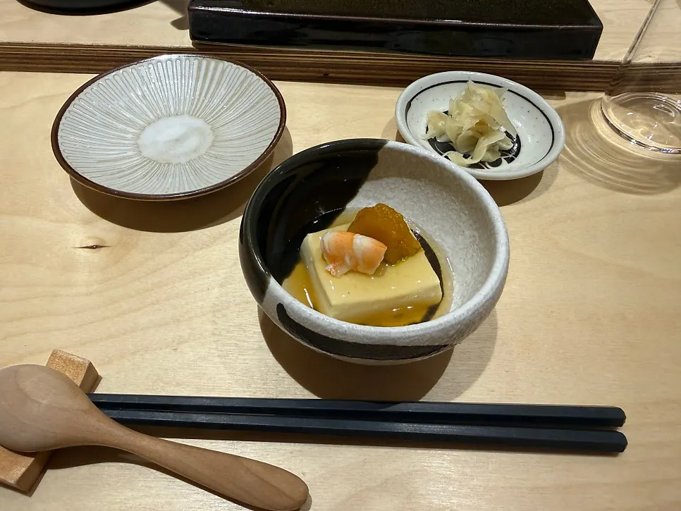런치 코스 첫 요리 다마고 도후