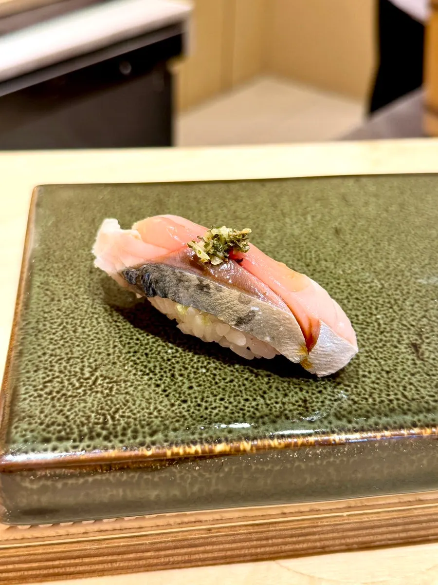 Soy-marinated tuna back meat sushi