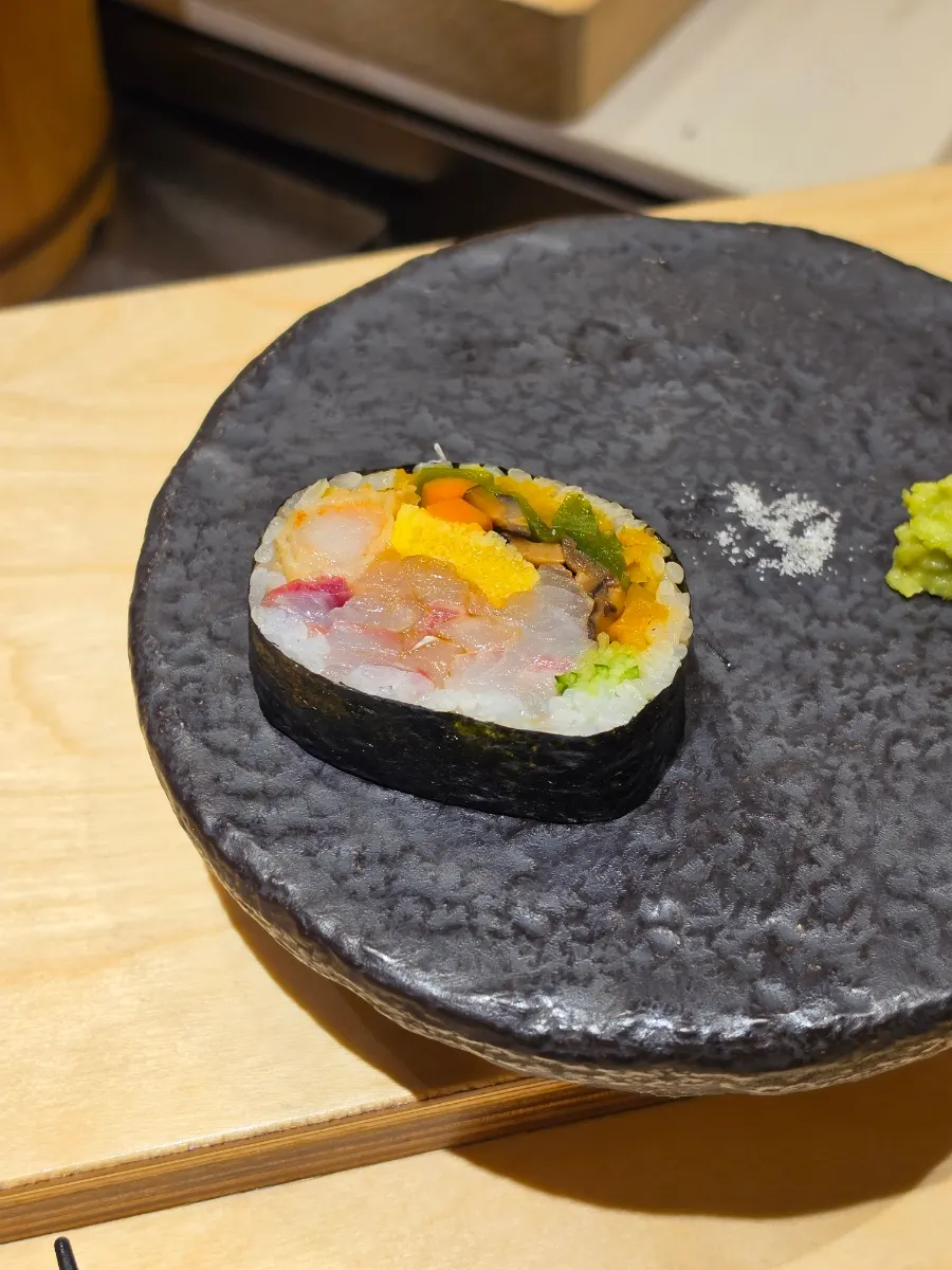 Futomaki roll with a packed cross-section