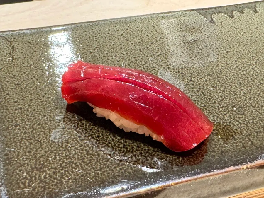 Soy-marinated tuna loin akami nigiri