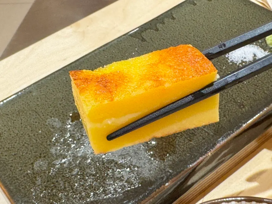 Gyoku made from shrimp and egg