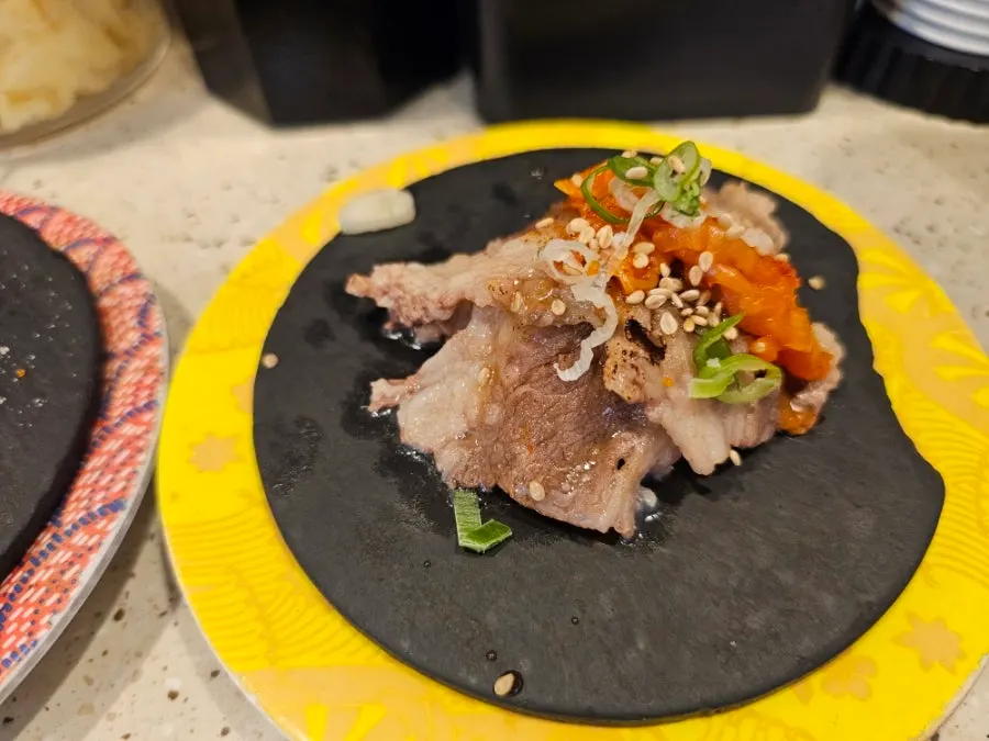 A plate of salmon sushi