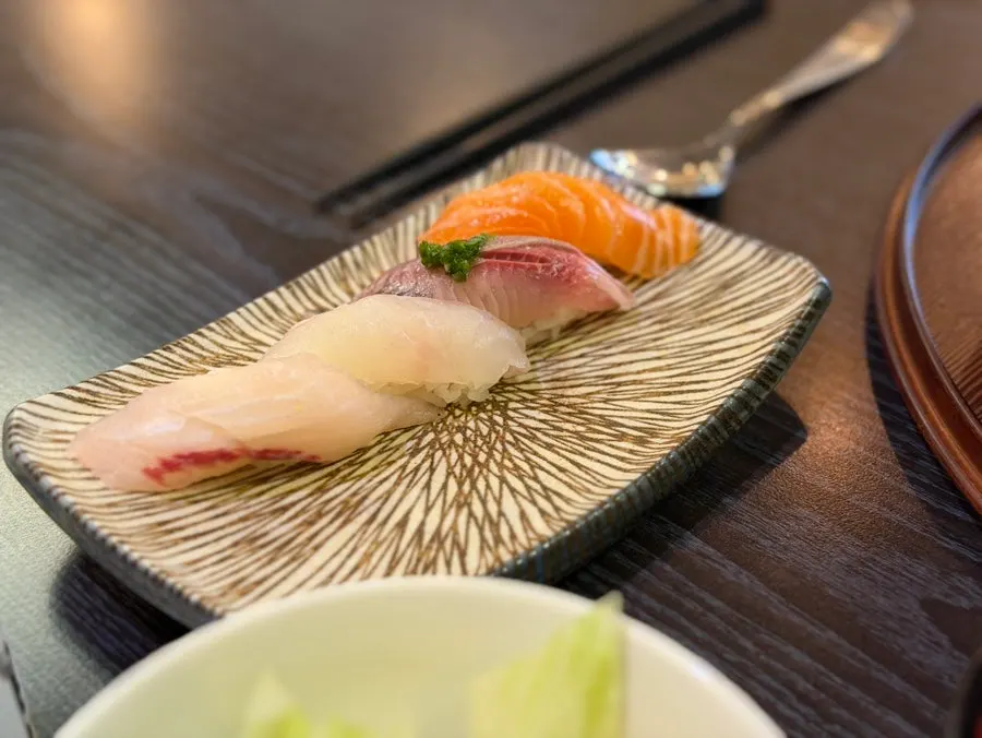 The 4 extra pieces of sushi ordered