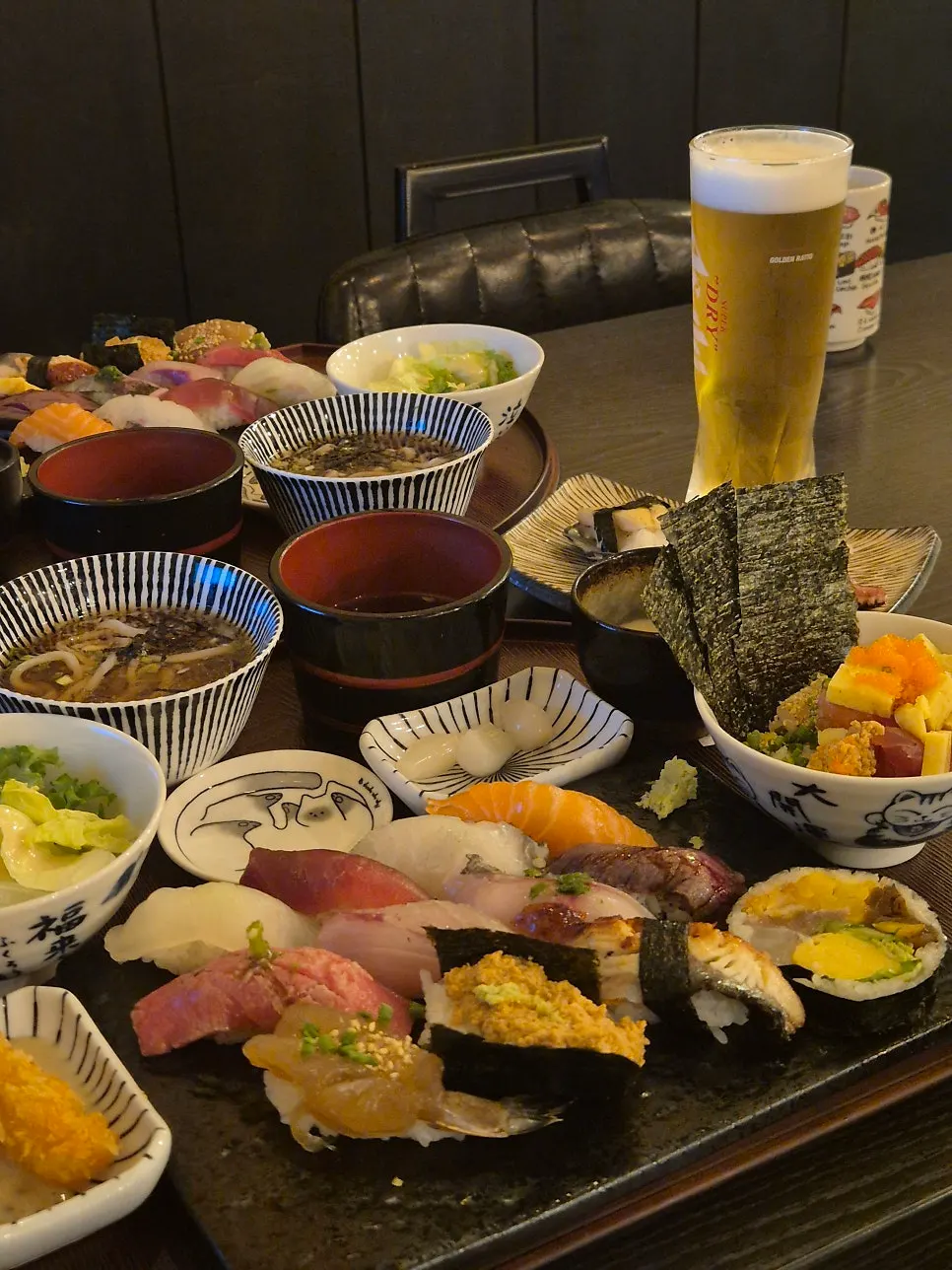 Table at the end of the meal at Sushi Sakaba Hapjeong