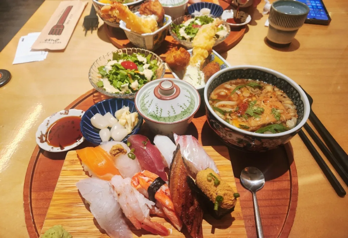 Table setting of the refined premium sushi set at Sushi Doku The Songdo