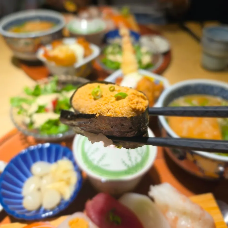 Close-up of a single piece of sushi from Sushi Doku The Songdo