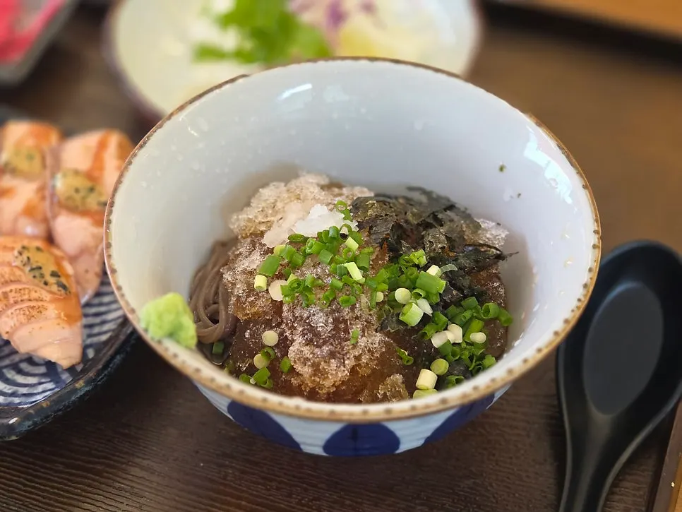 세트에 포함된 냉모밀