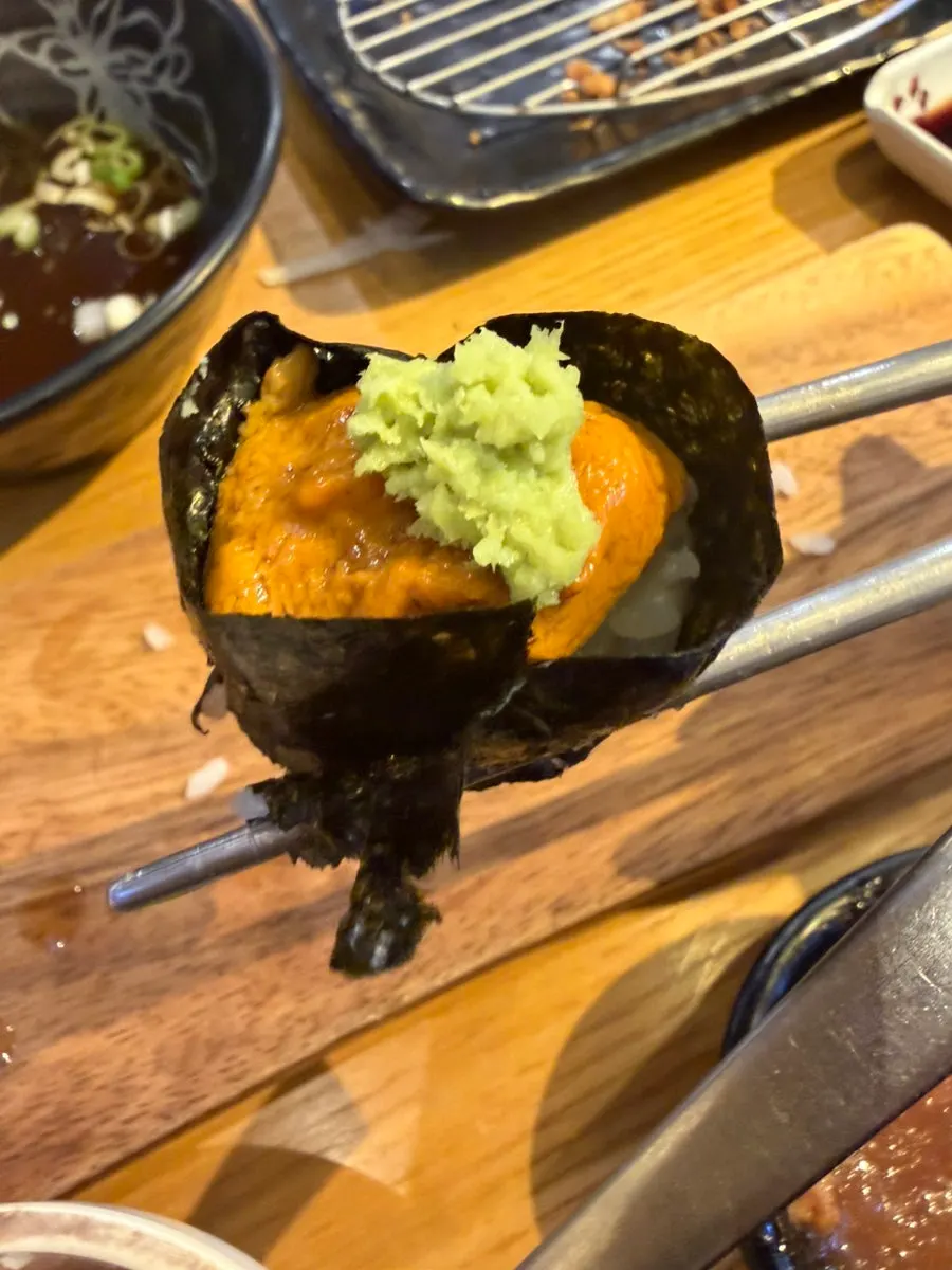 King shrimp sushi and sea urchin roe sushi