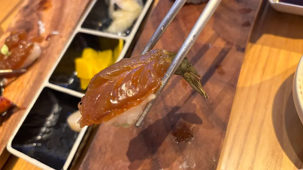 Salty soy sauce shrimp sushi