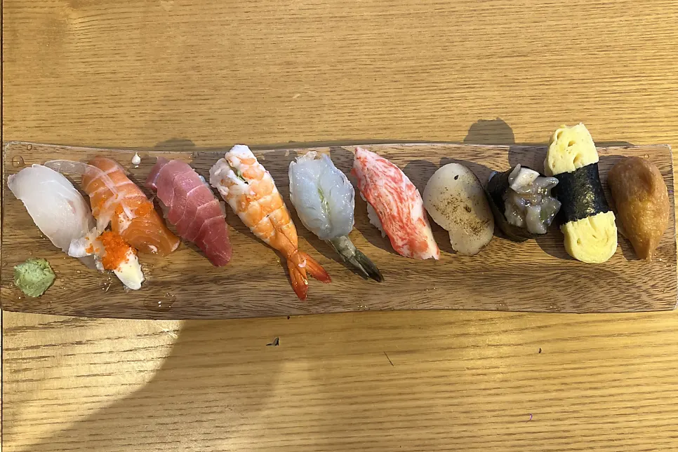 A plate of Today's Sushi 10pcs