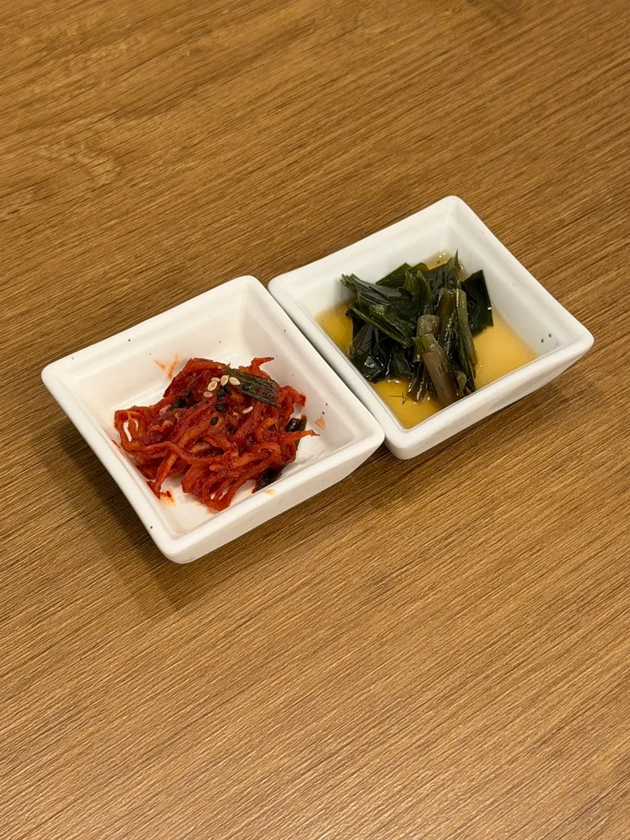 수수연남 기본 밑반찬 상차림