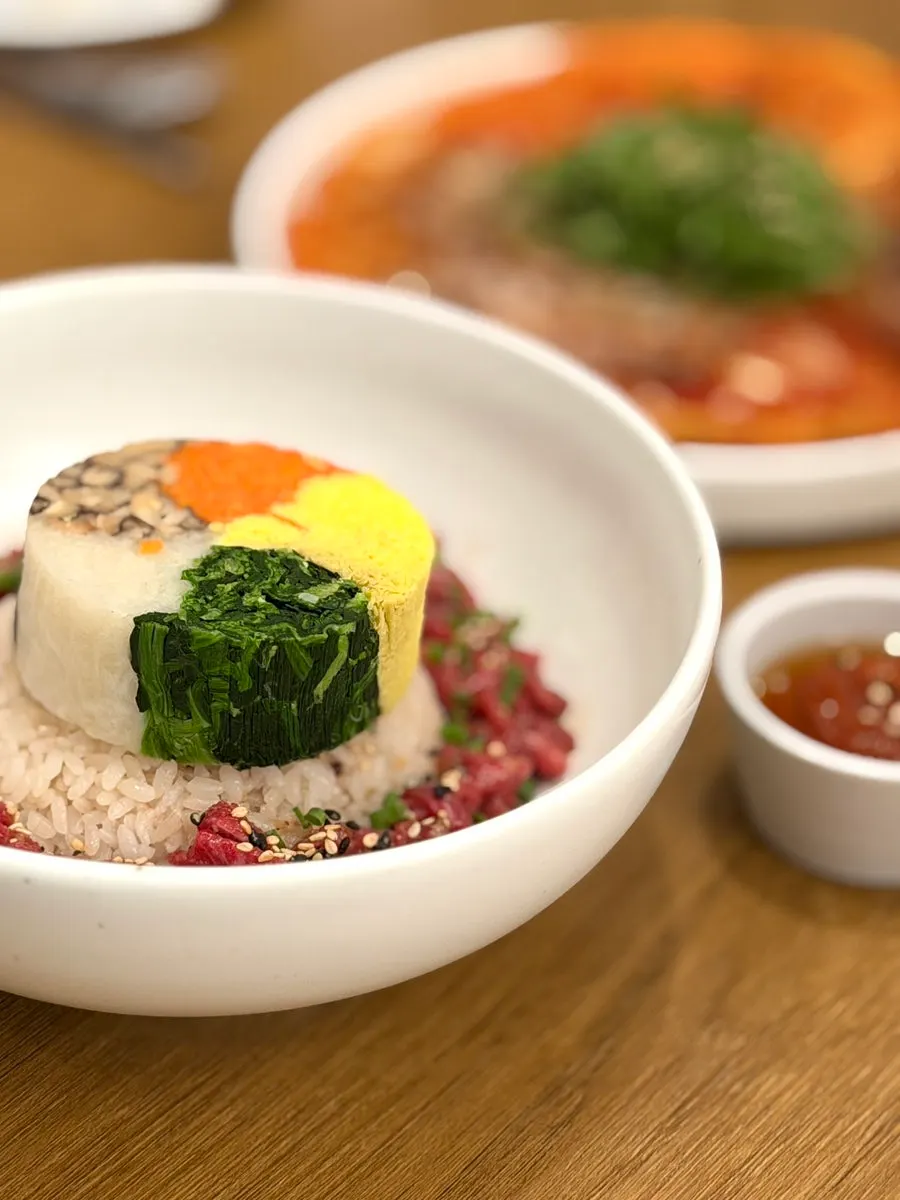 수수연남 오색 한우 육회 비빔밥