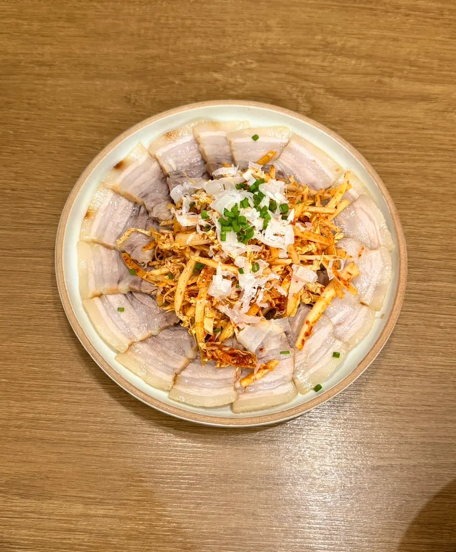 수수연남 쫀득 우삼겹 김치전