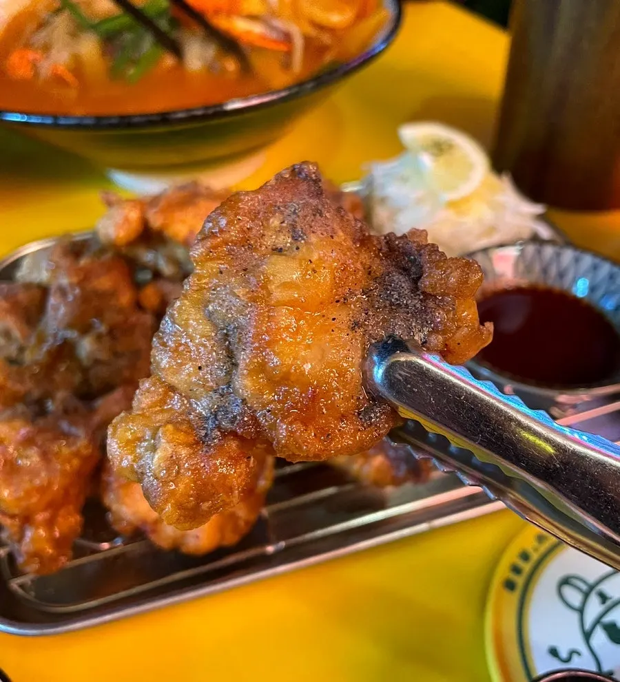 Close-up of crispy black pepper karaage