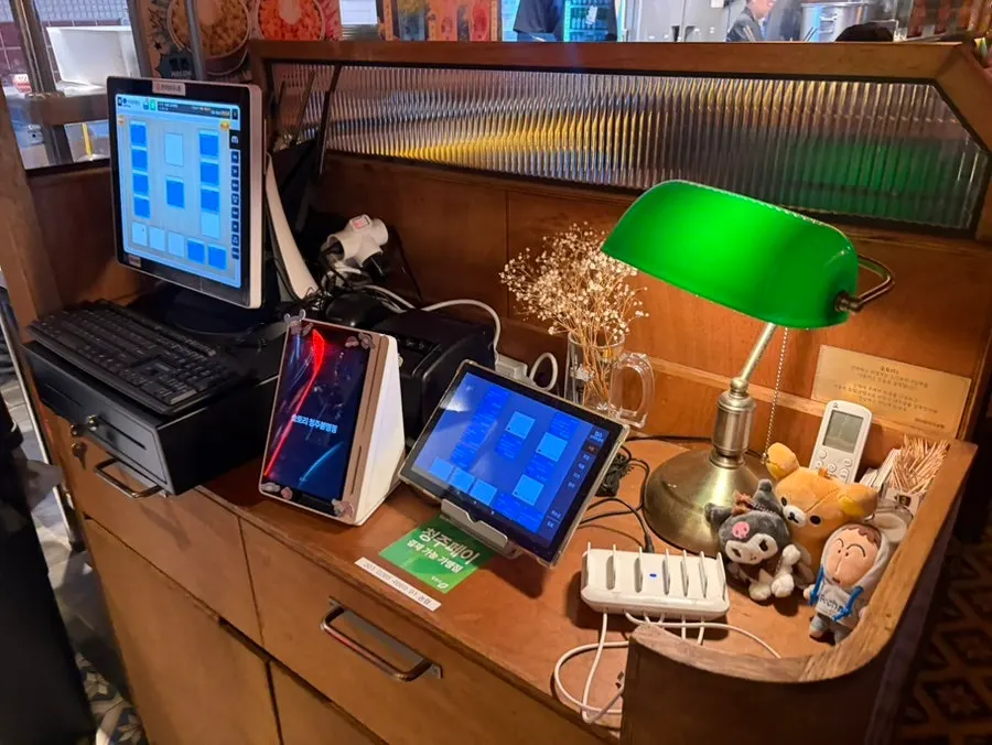 Interior decorated with Japanese-style izakaya props