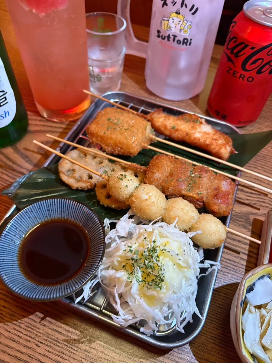 Izakaya set with assorted drinking snacks
