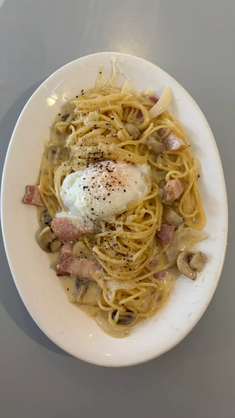Carbonara dish