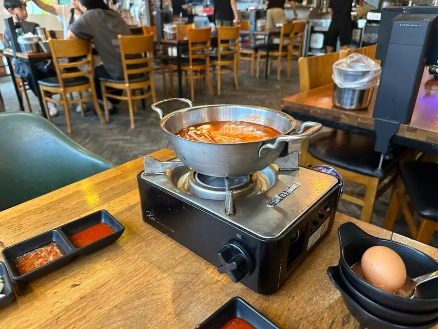 족발 식사 기본 반찬 상차림