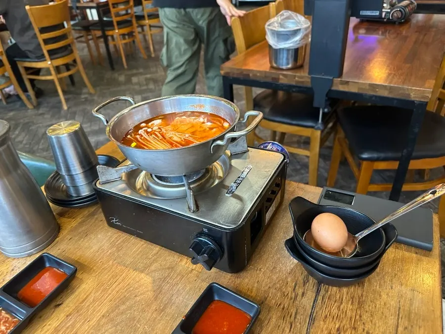 칼칼한 순두부찌개