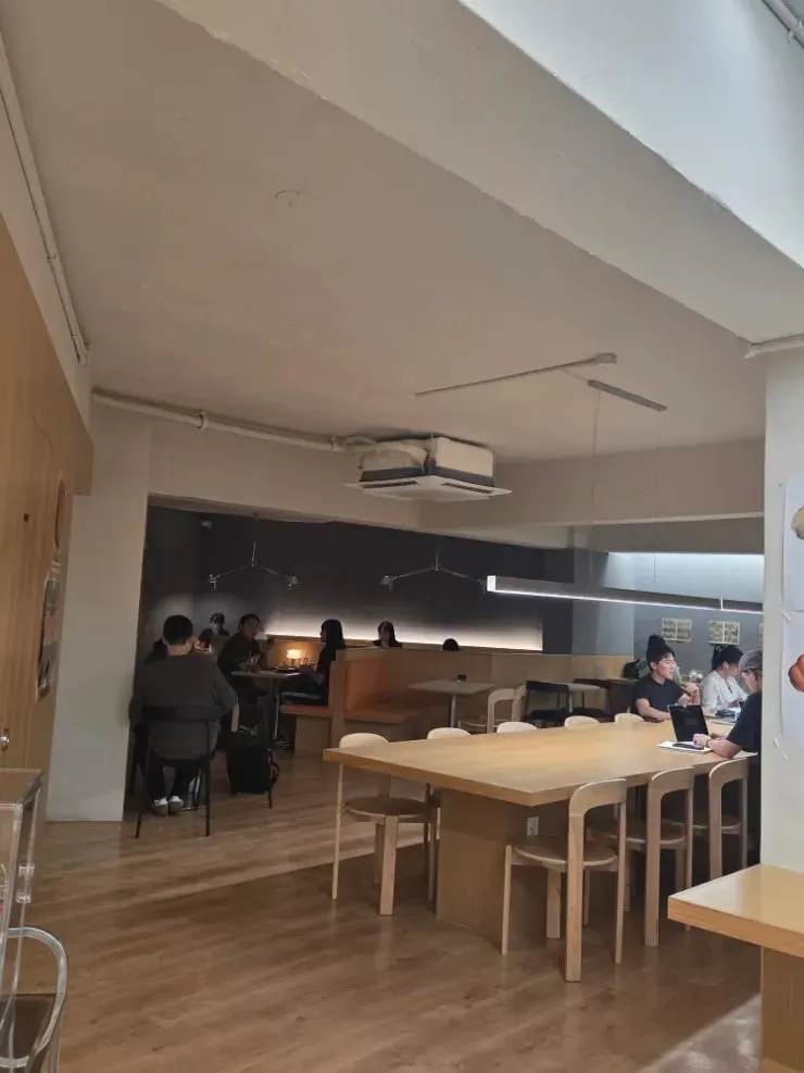 조희탁커피 스터디와 모임 공간