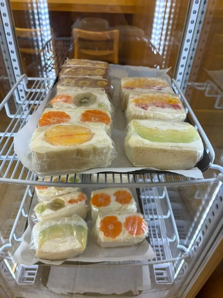 조희탁커피 산도와 케이크 디저트