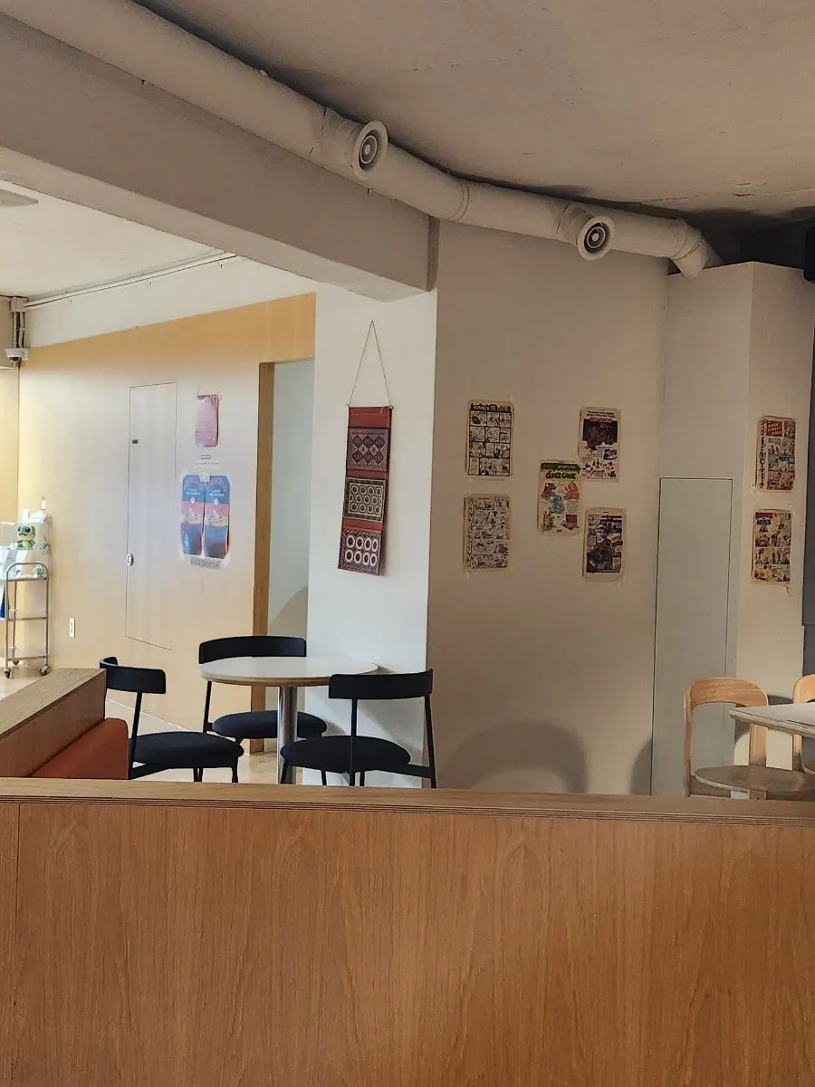 Café seating area with sofas