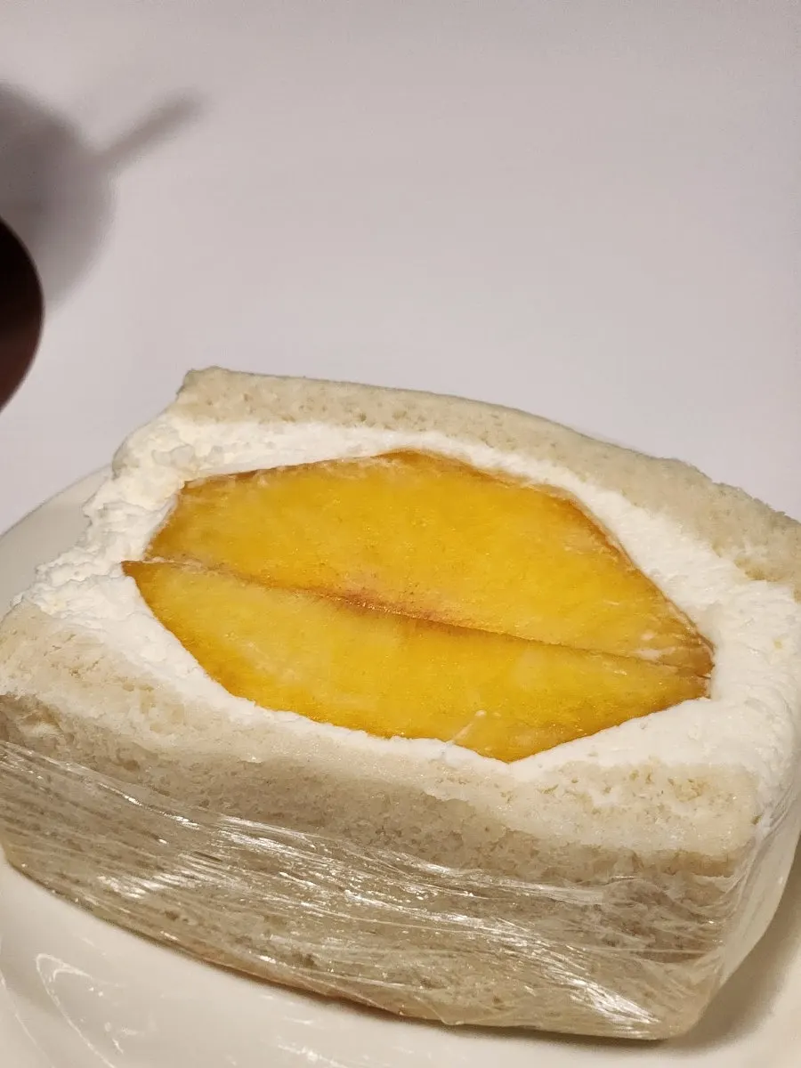 Peach fruit sando with milk cream