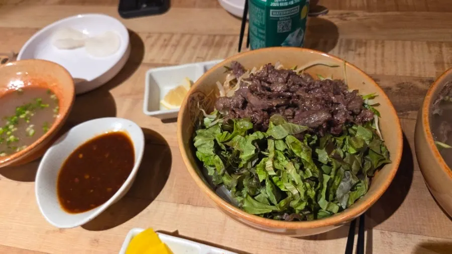 加了肉的Madam Hao河粉桌面