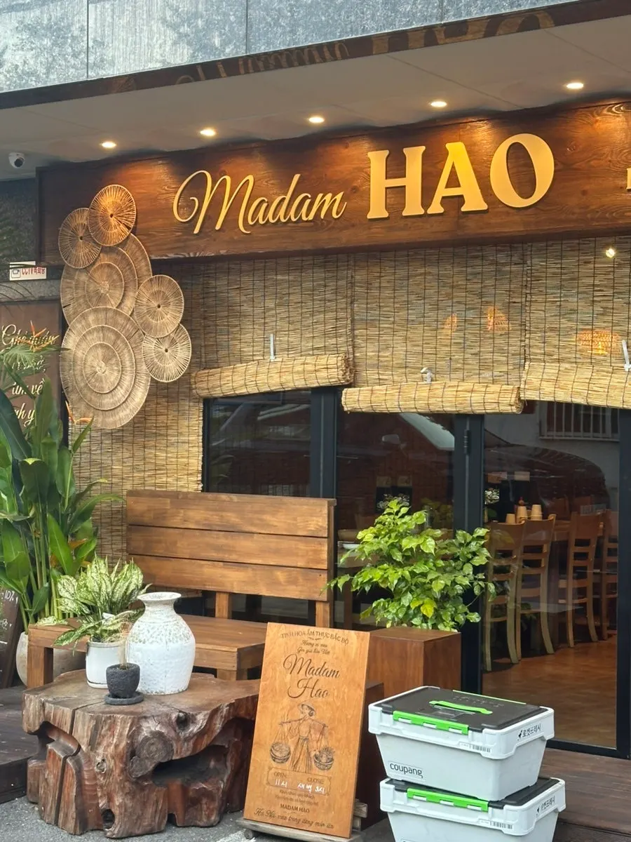 Interior view of Madam Hao