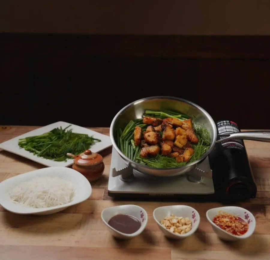 Instructions for eating cha ca la vong and other dishes