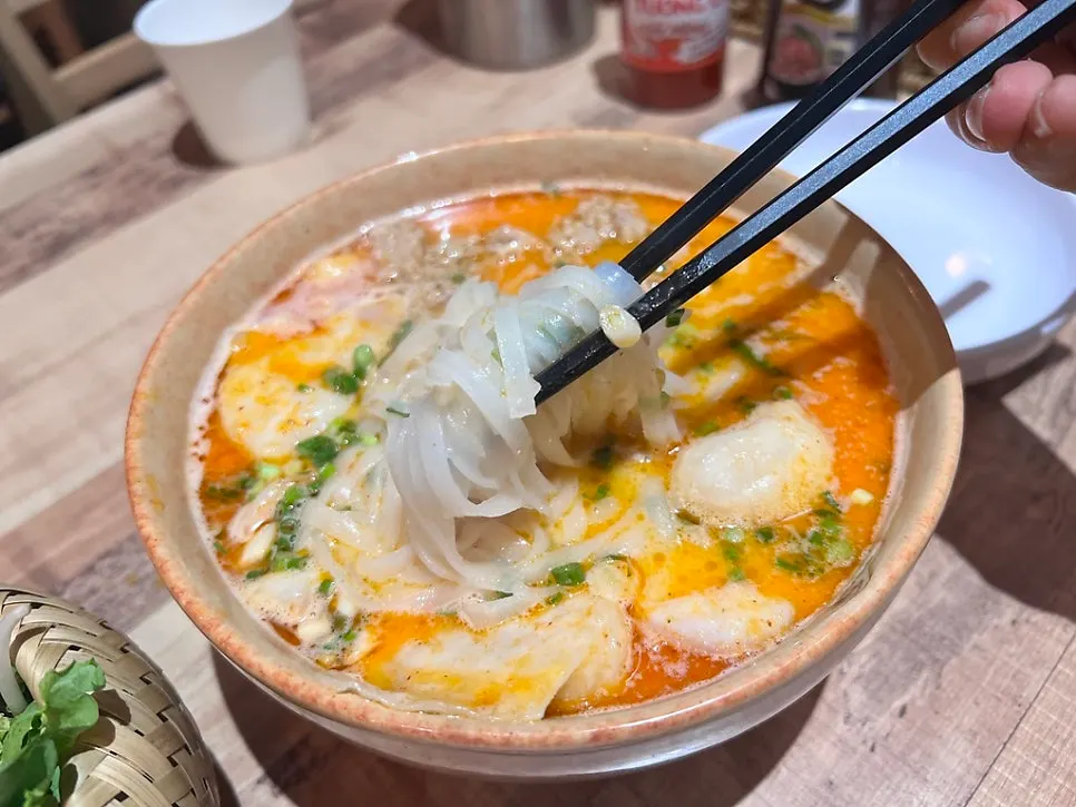 Coconut cream-like tom yum broth