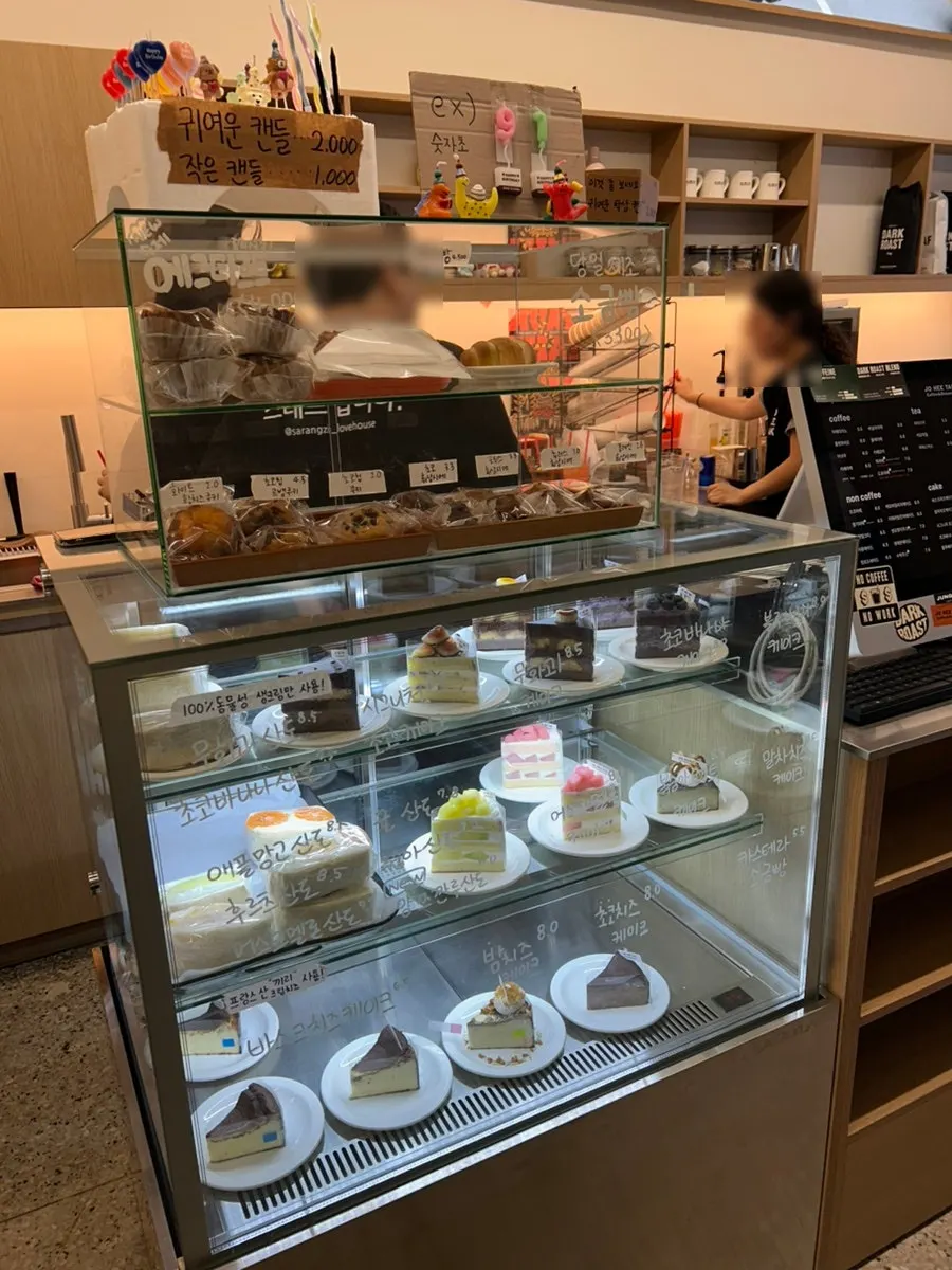 Variety of cakes sold at Jo Hui-tak Coffee