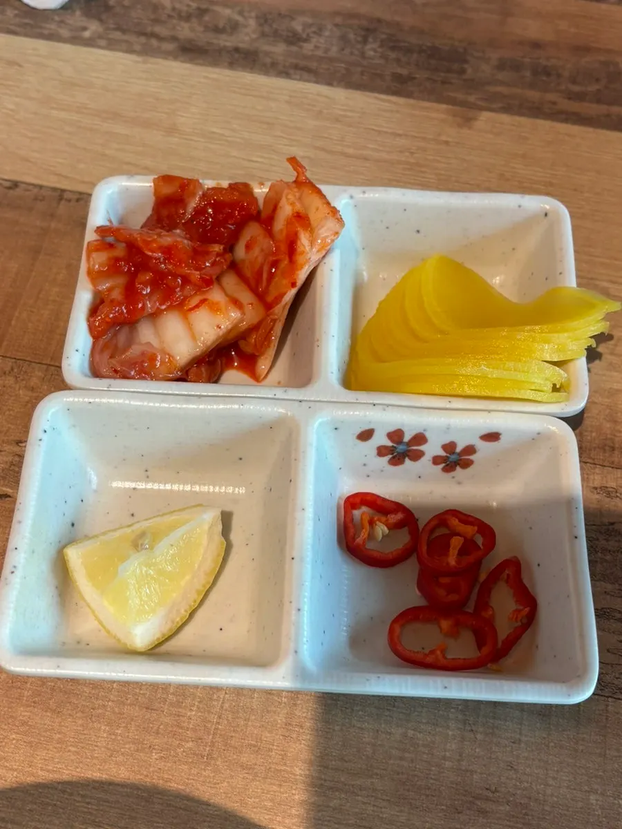 마담하오 분짜와 쌀국수 차림