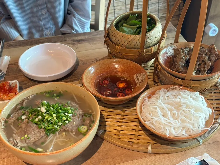 분짜와 국물 쌀국수 조합