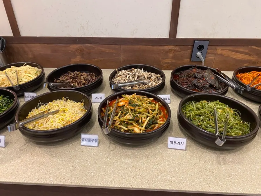 Self-serve bar with barley rice and white rice